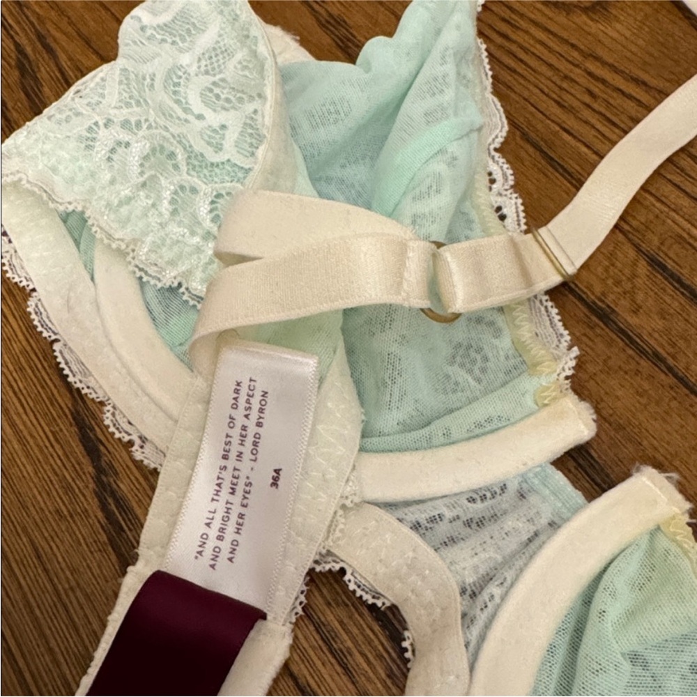True & Co Lacy Bra 36A - Picture 5 of 5